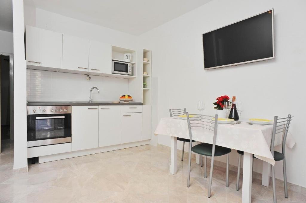 Apartments Lenka Sutivan Habitación foto